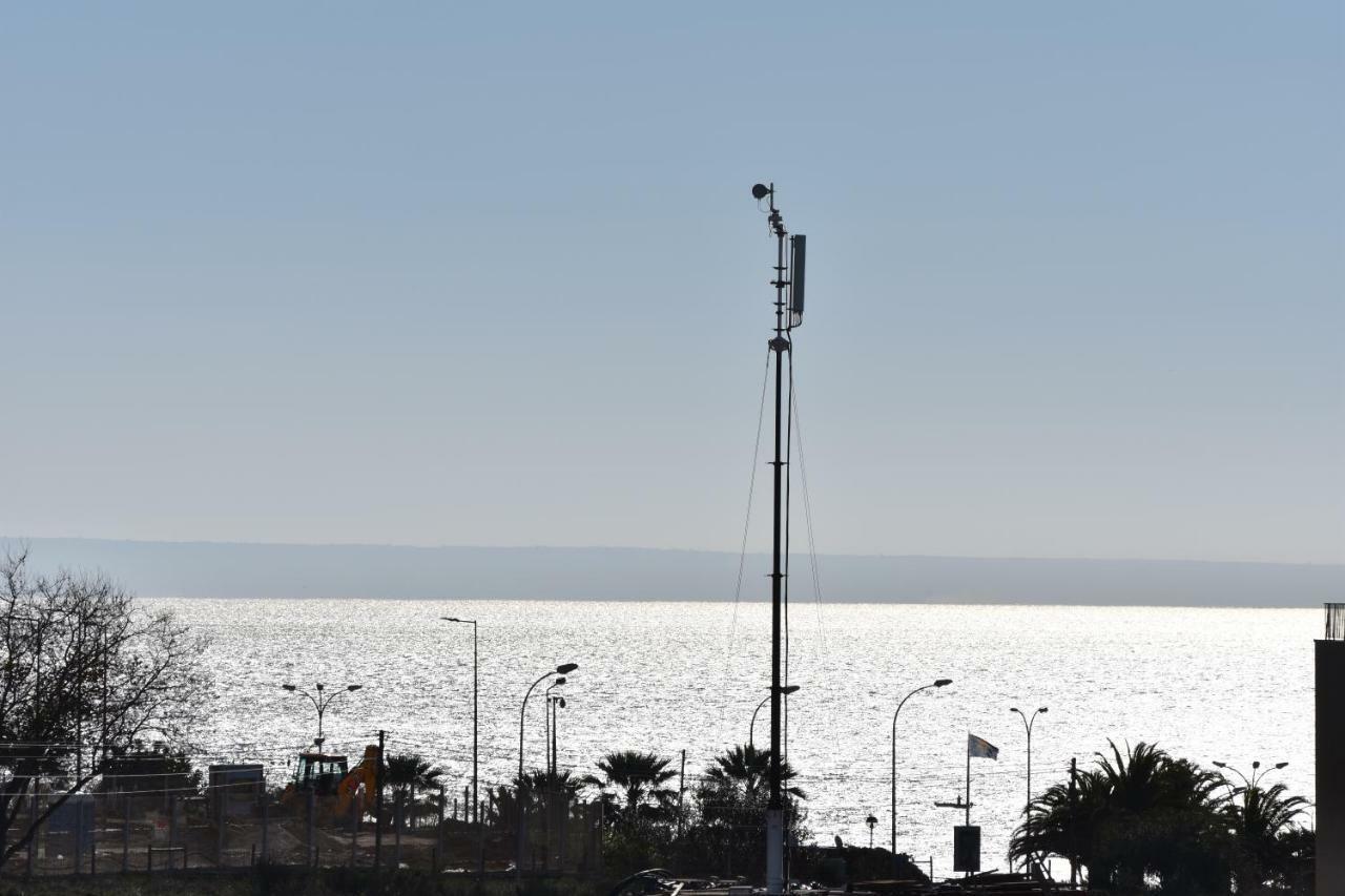 Beach House - Carcavelos Appartement Carcavelos  Buitenkant foto